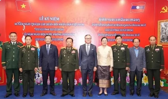 Laos ceremony features 80-year history of Vietnam People’s army